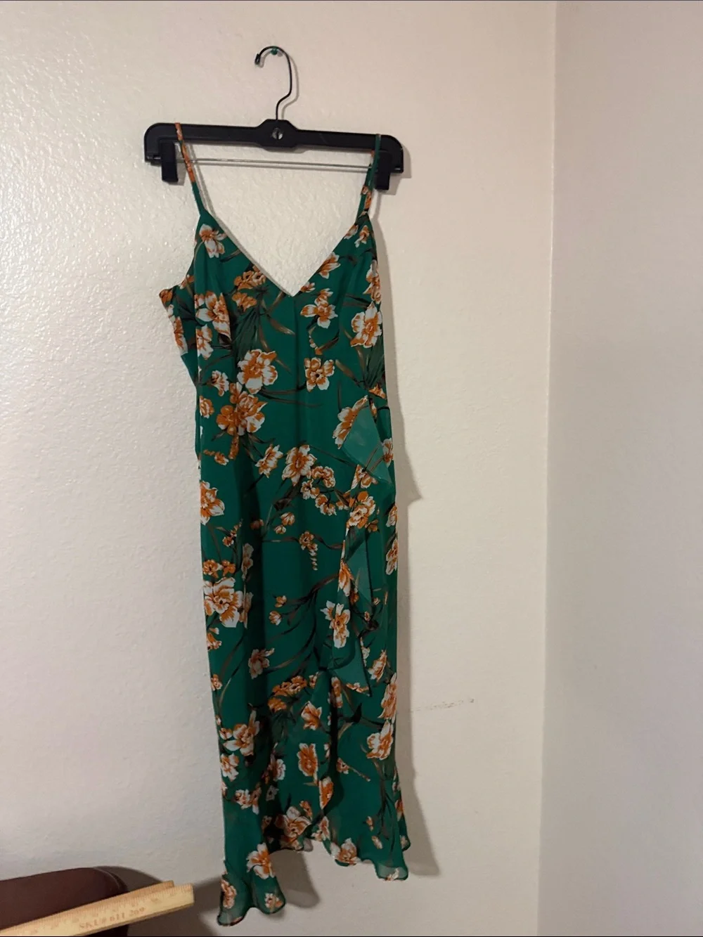 Bardot revolve malika Green Floral Slip midi faux wrap Dress Bloom Print Sz S
